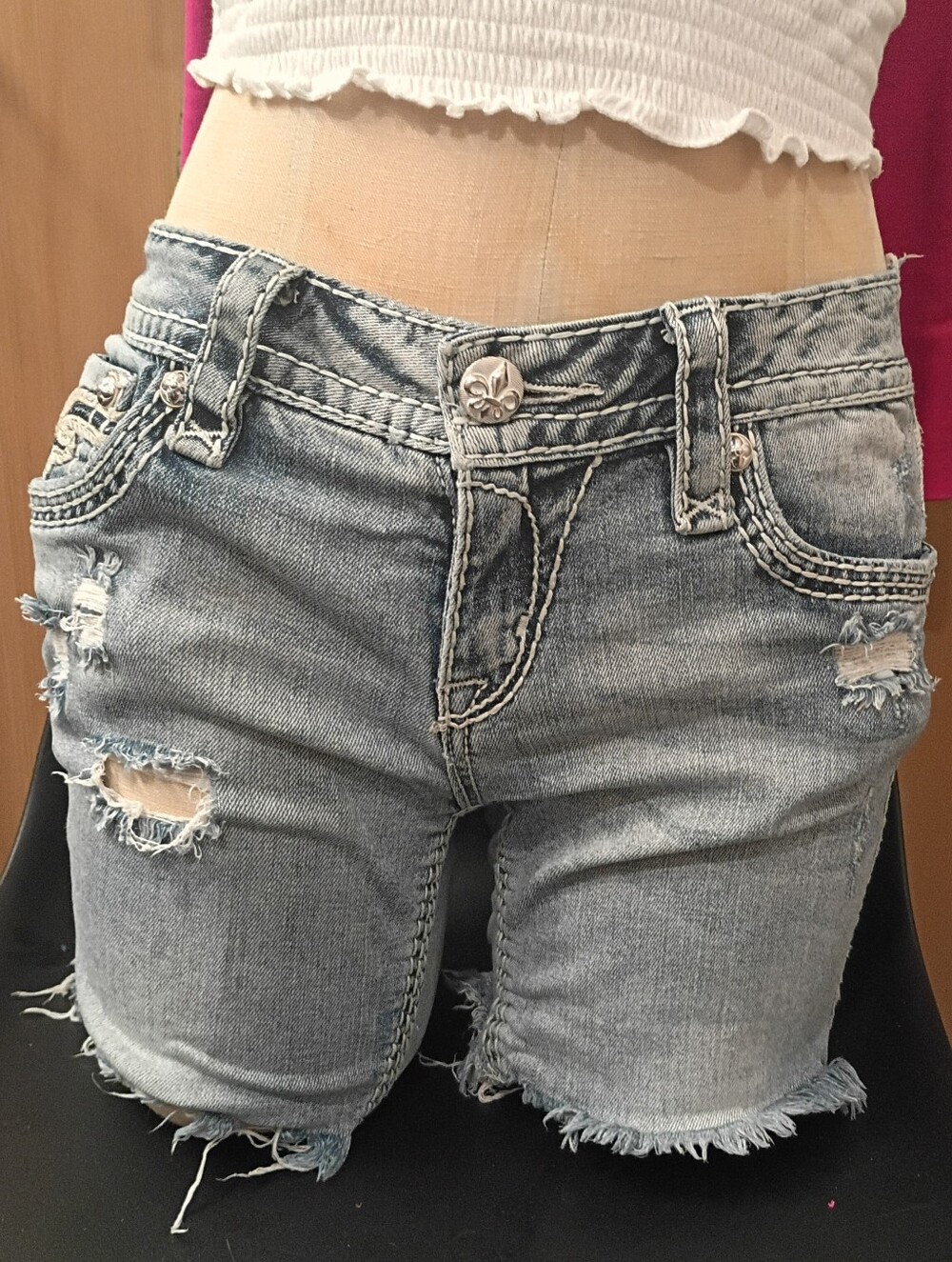 Women’s Rock And Revival Distressed Denim Shorts - Light Blue